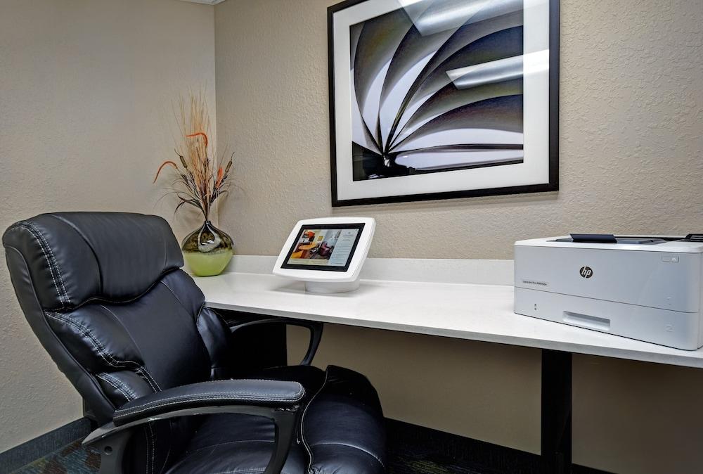 Candlewood Suites Columbia-Fort Jackson By Ihg Ngoại thất bức ảnh