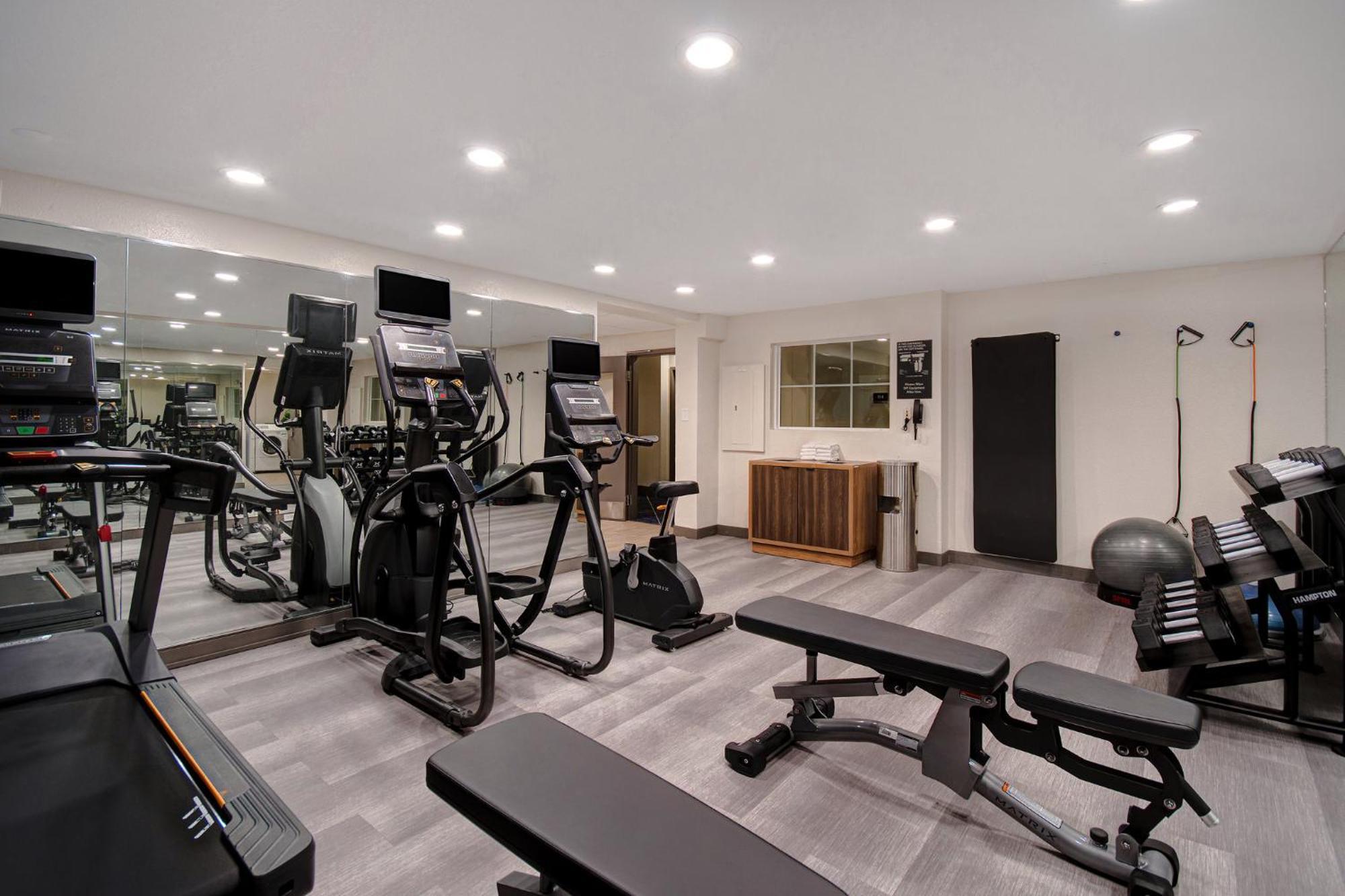 Candlewood Suites Columbia-Fort Jackson By Ihg Ngoại thất bức ảnh